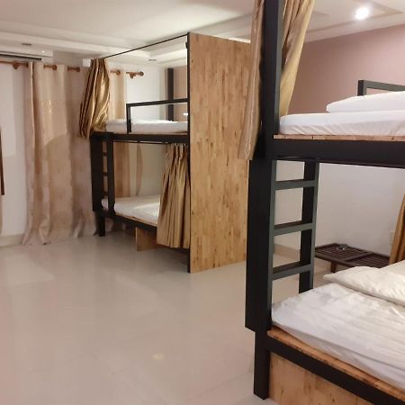 Hoang Thu Hostel Хойан Экстерьер фото
