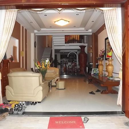 Hoang Thu Hostel Хойан Экстерьер фото