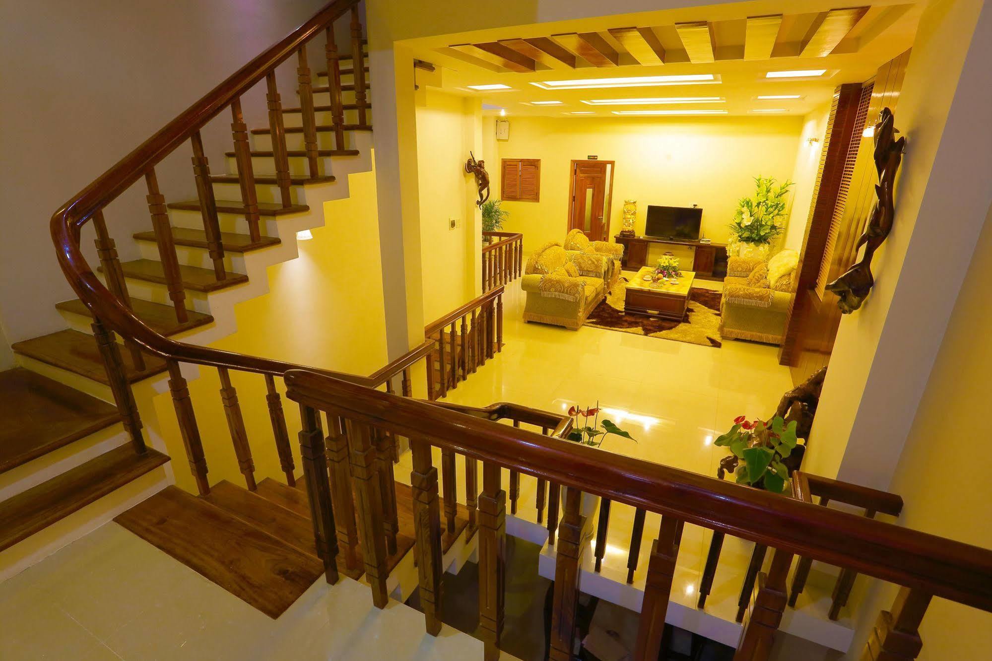 Hoang Thu Hostel Хойан Экстерьер фото